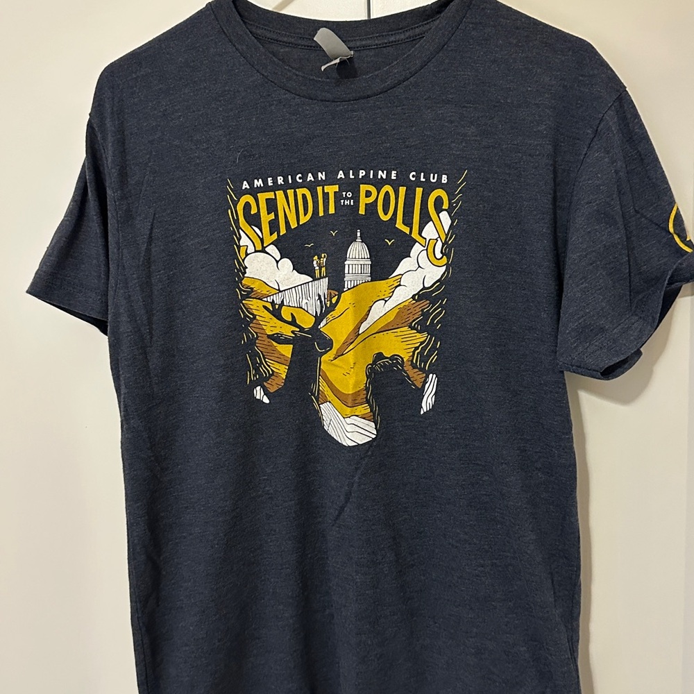 Navy American Alpine Club Graphic T-Shirt